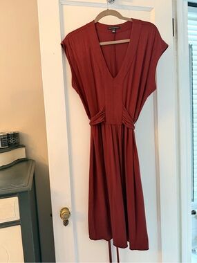 Banana Republic Brown V-Neck Midi Dress